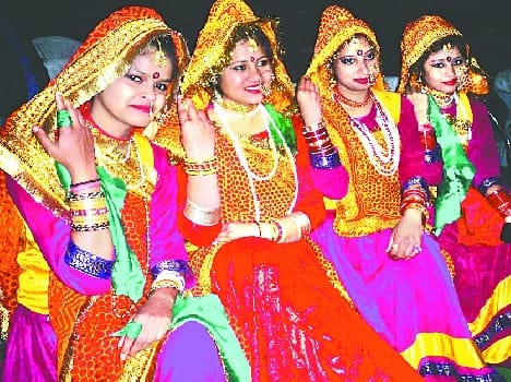 Himotsv drama, folk dance boom